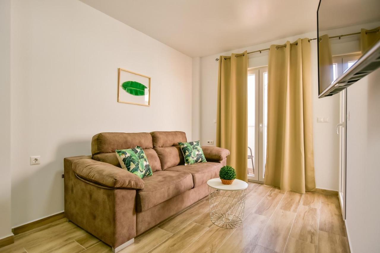 Apartments Cura Beach トレビエハ エクステリア 写真
