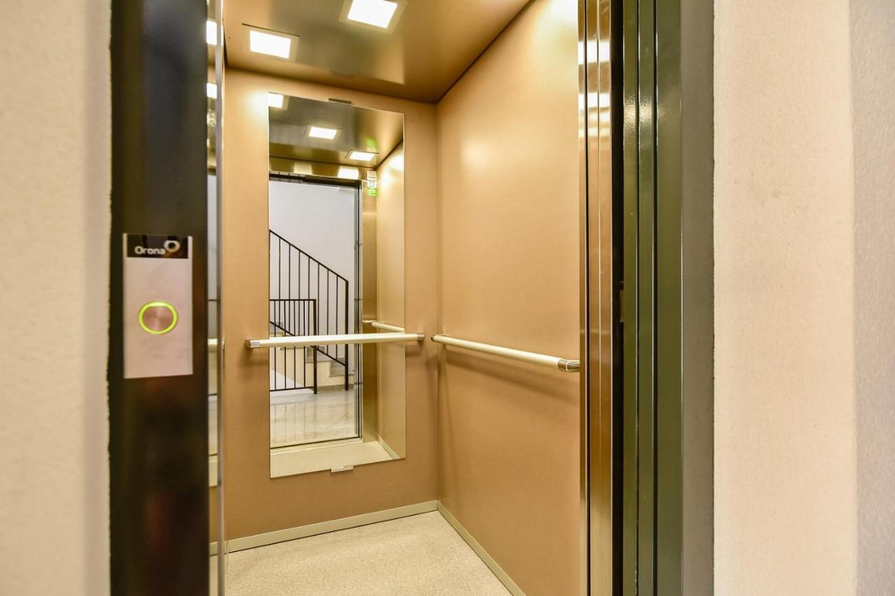 Apartments Cura Beach トレビエハ エクステリア 写真