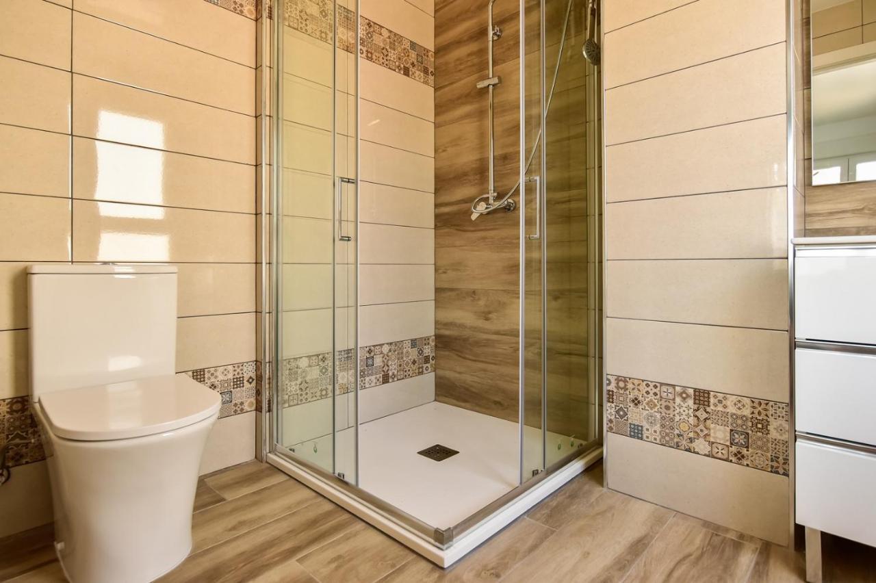 Apartments Cura Beach トレビエハ エクステリア 写真