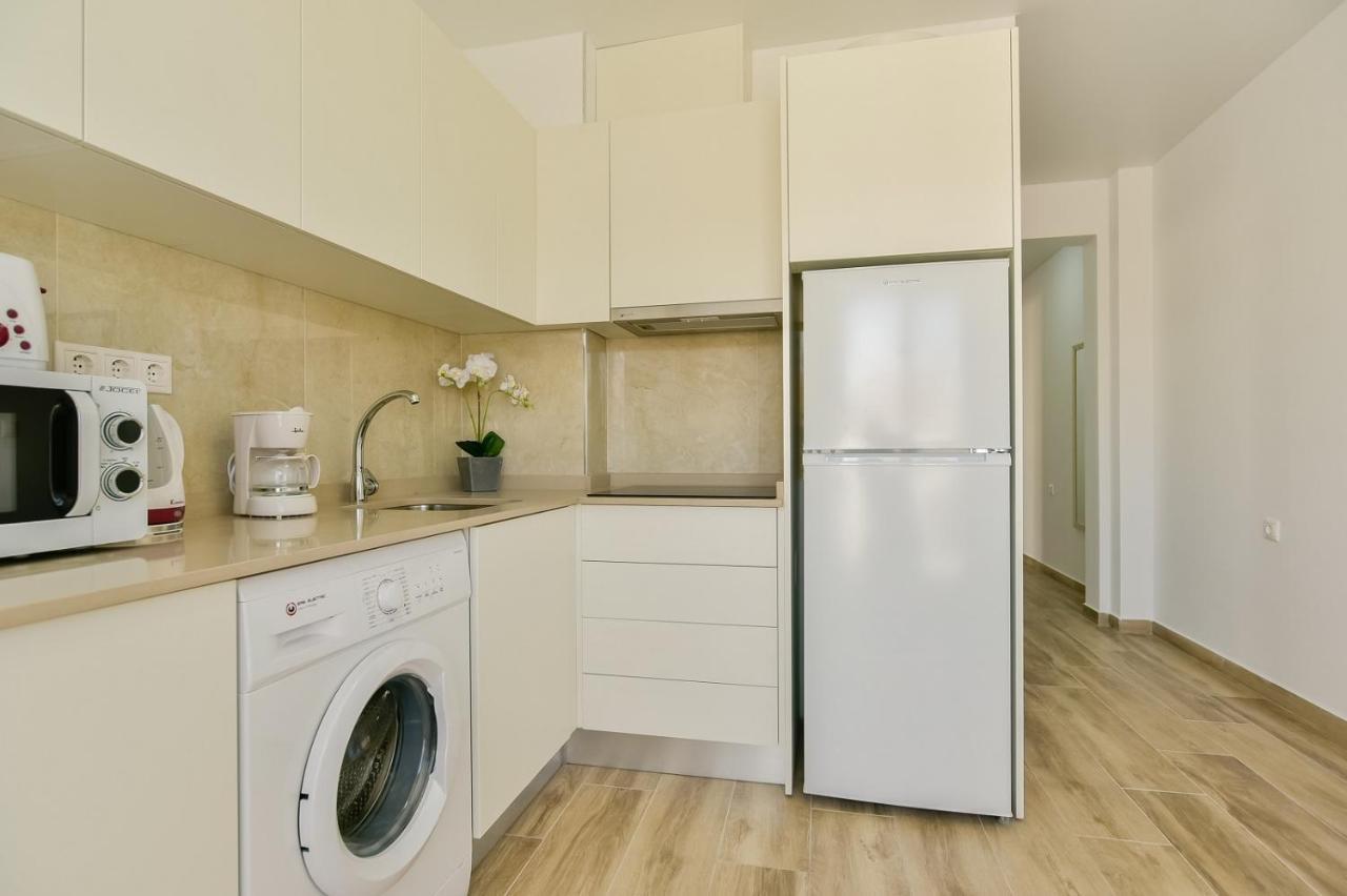 Apartments Cura Beach トレビエハ エクステリア 写真