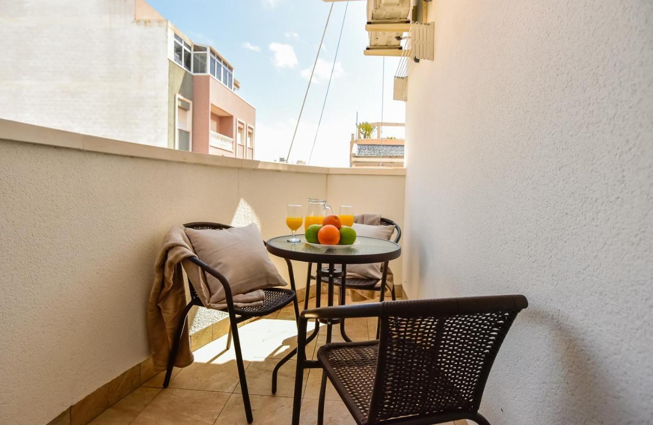 Apartments Cura Beach トレビエハ エクステリア 写真