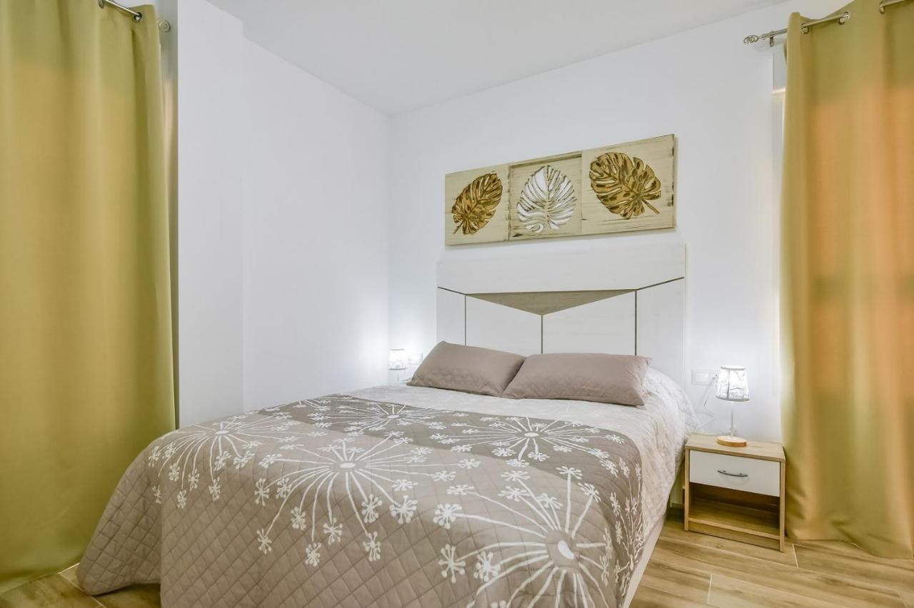 Apartments Cura Beach トレビエハ エクステリア 写真